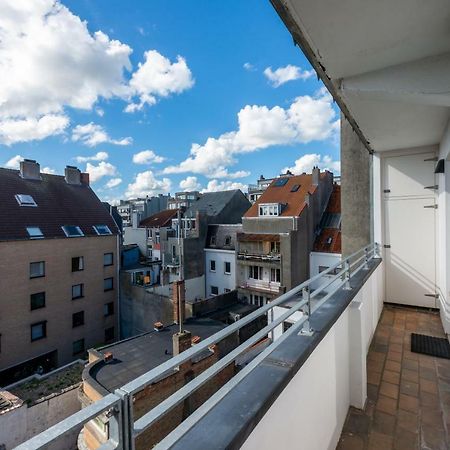Modern Apartment With Free Parking Oostende Exterior foto