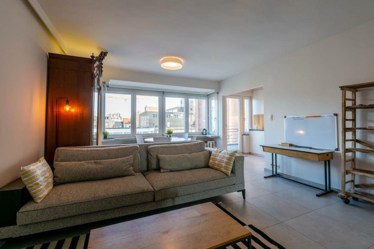 Modern Apartment With Free Parking Oostende Exterior foto