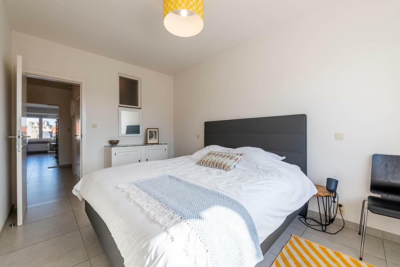 Modern Apartment With Free Parking Oostende Exterior foto
